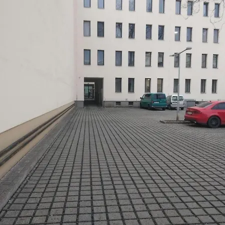 Na Trech S Parkovani Apartmán *