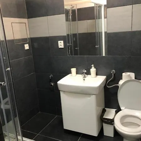 Na Trech S Parkovani *