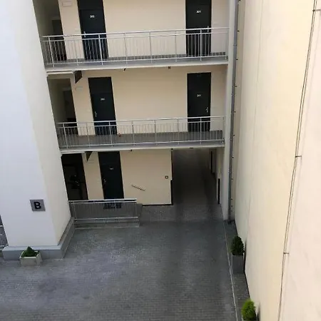 Na Trech S Parkovani Apartmán *